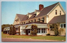 Vintage Country Club Nashua NH Linen Postcard by Tichnor Bros