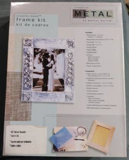 Creative Metal Frame Kit by Walnut Hollow