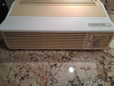 Oreck XL Professional Air Purifier Ionizer Type 3 White AIR8SW Signature Series