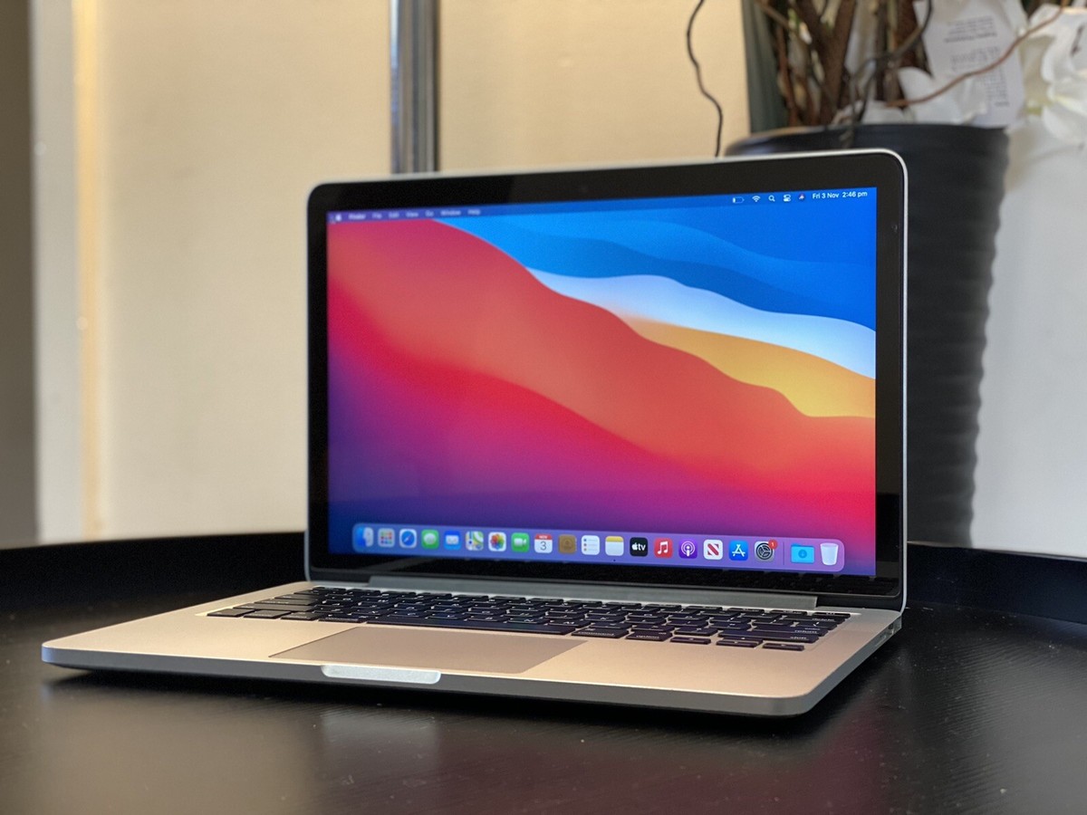 MacBook Pro Apple A1502 AluminumIntel Core i5-5257U8GB RAM 256