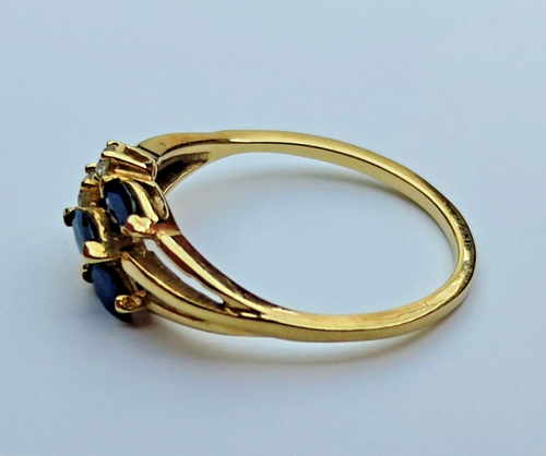 18ct Yellow Gold Sapphire Diamond Ring Blue & Colourless Stones Ring Size N 1/2 - Picture 4 of 10