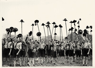 PRESSEFOTO Ca 1937 Versammlung der Pfadfinder der Ile De France in Bagatelle