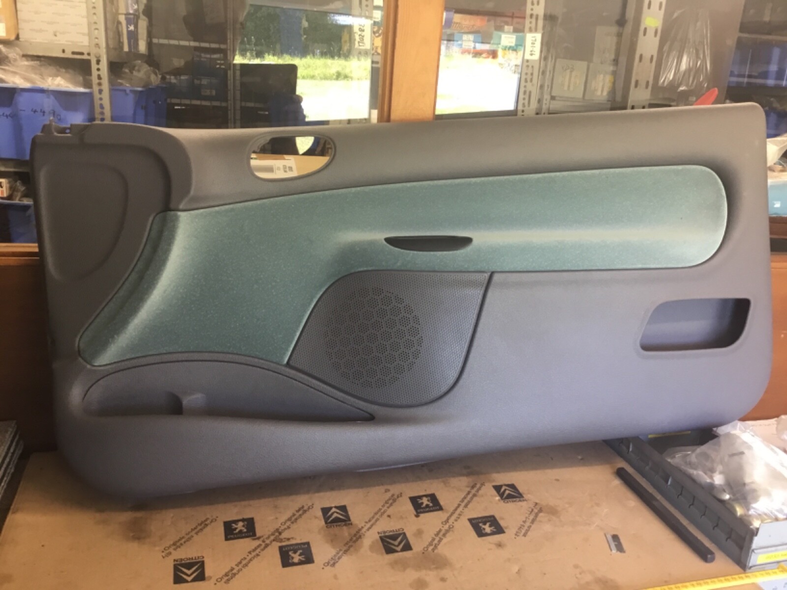 Peugeot 206  2 dr DOOR CARD panel upholstery  right front door 932865 rosemary