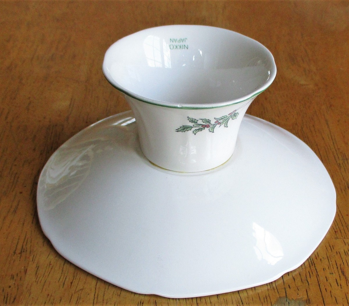VINTAGE NIKKO CHRISTMASTIME PEDESTAL CANDY DISH. 6 VINTAGE NIKKO CHRISTMASTIME PEDESTAL CANDY DISH. 6