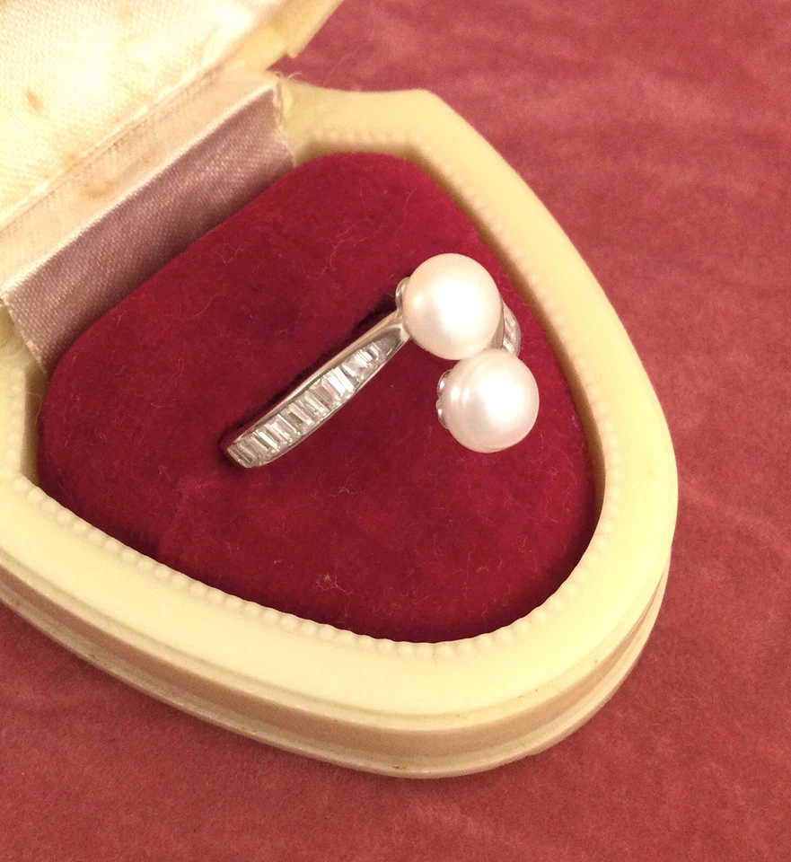 Vintage Jewelry White Gold Ring Pearls Sapphires Antique Deco Jewelry size 7 O - Image 3 of 4