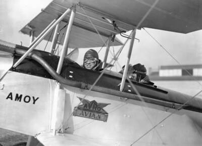 Pilot & co-pilot aboard Avro Avian aeroplane England, bound China 1929 Old Photo