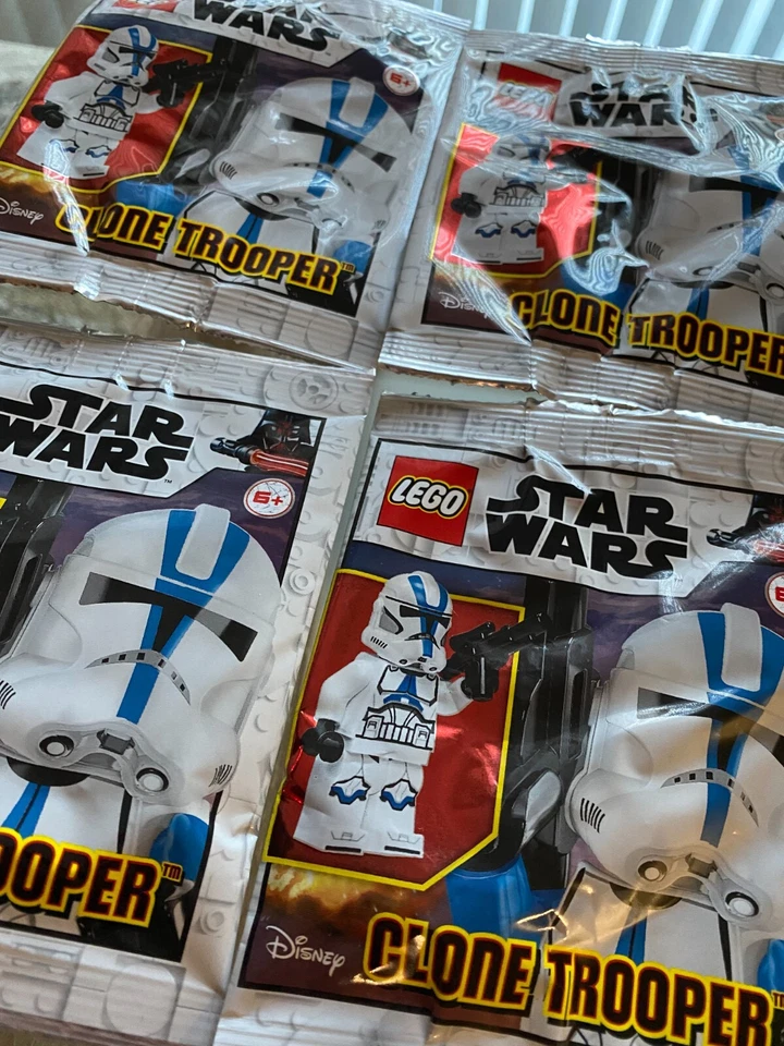 Lego Star Wars Minifigura Lámina Lote de 4 Láminas de Soldado Clon - ¡Nuevo Sellado! Foto 2 de 2