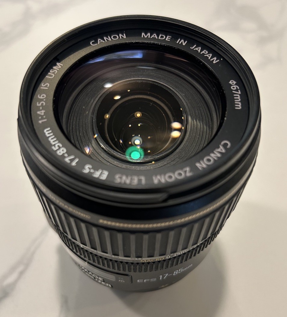 Canon  EF-S 17-85mm f/4-5.6 IS USM Zoom Lens + Front & Back Caps