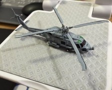 1: 350 US  SH-60 Seahawk helicopter painted f...
