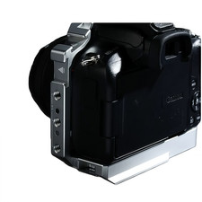 Camera cage quick release stabilizer suitable for Canon R50 expansion Aluminum