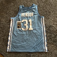 NORTH CAROLINA TAR HEELS- JOHN HENSON SIGNED AUTOGRAPH JERSEY JSA COA NBA BUCKS