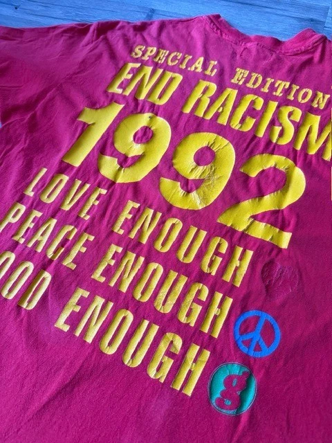 BOM O SUFICIENTE Vintage 1992 Vintage Muito raro OG Fim Racismo - Imagem 3 de 4