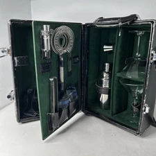 Legacy Picnic Time Brand Manhattan Cocktail 12 Piece Travel Set With Bar Tools!!