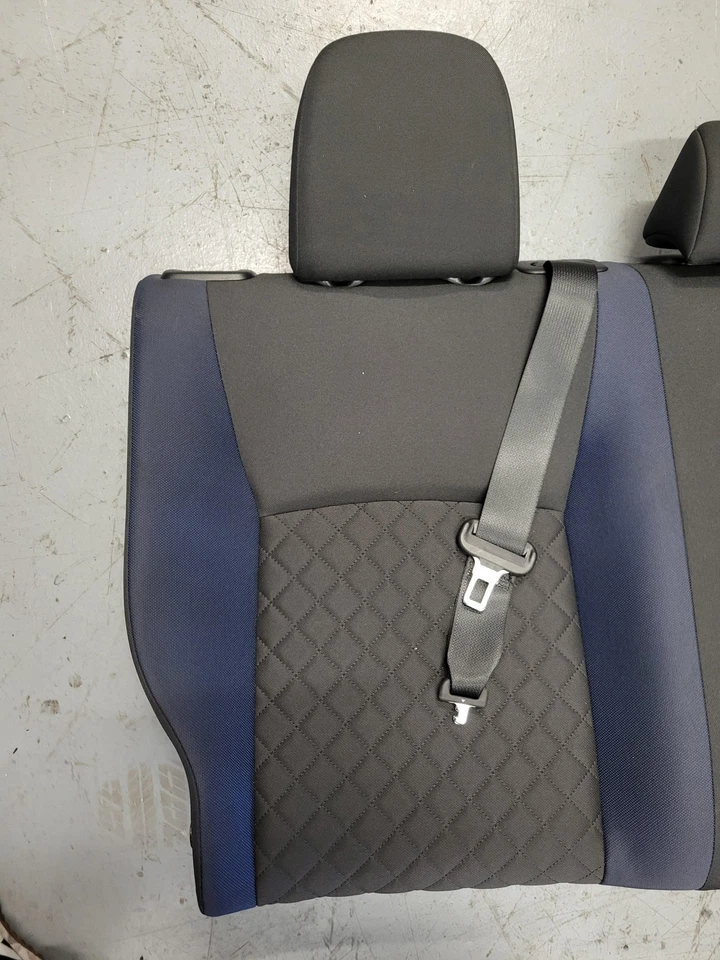Asiento trasero derecho pasajero Toyota segunda fila usado OEM superior para C-HR 2018-2022 Foto 2 de 4