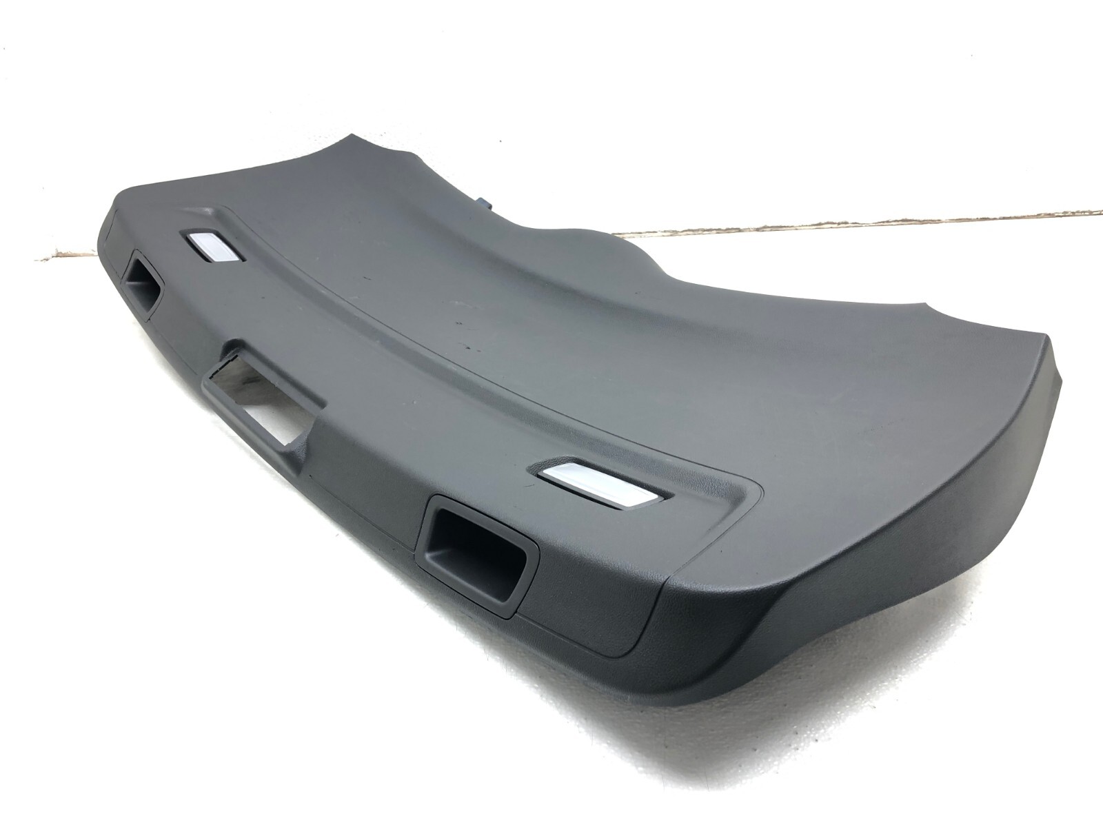 2017-2020 MASERATI LEVANTE REAR TRUNK LIFTGATE LOWER TRIM COVER PANEL OEM #NOTES