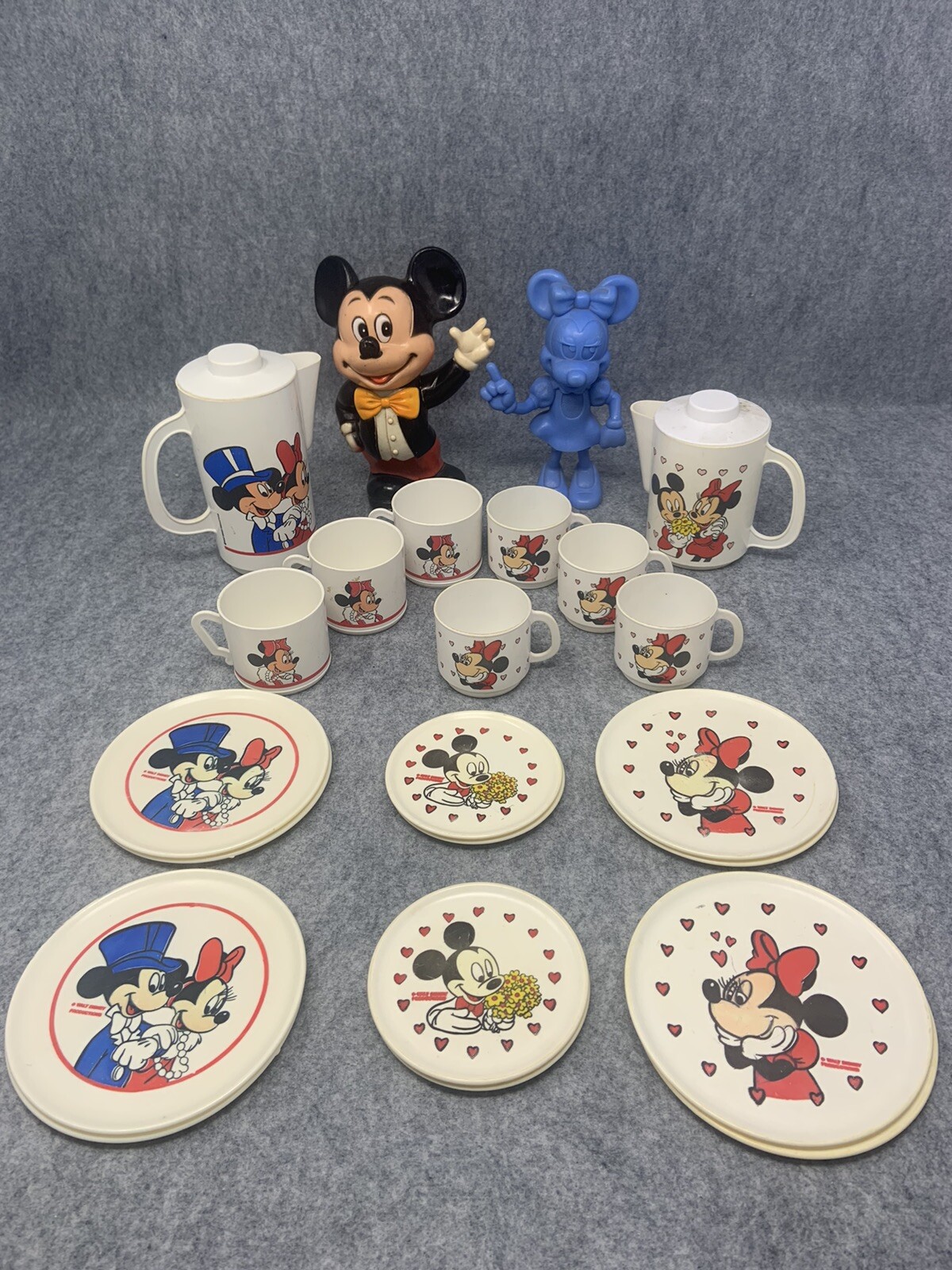 VINTAGE DISNEY TEA SET MICKEY MINNIE CHILD'S PLASTIC HG MADE IN ITALY W