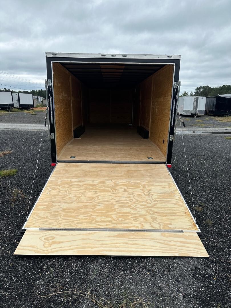 NEW 8.5X28 VNOSE ENCLOSED CAR HAULER CARGO RACE TRAILER LED LIGHTS NO