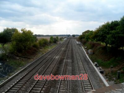 FOTO TOLLE WESTERN MAINLINE MIT BLICK NACH WESTEN. DIE STRECKE IST NOCH NICHT ELEKTRIFIZIERT. 201
