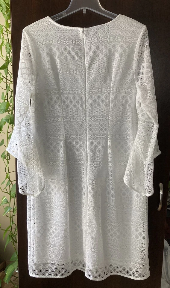 Alfani Dress Womens White Lace Lined Long Flare Boho Sleeves Size 8 EUC - Image 3 of 4