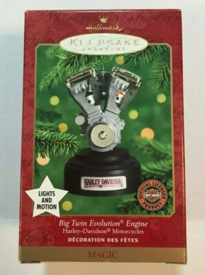 Hallmark Keepsake HARLEY DAVDISON Big Twin Evolution V2 Engine 2000 Ornament 