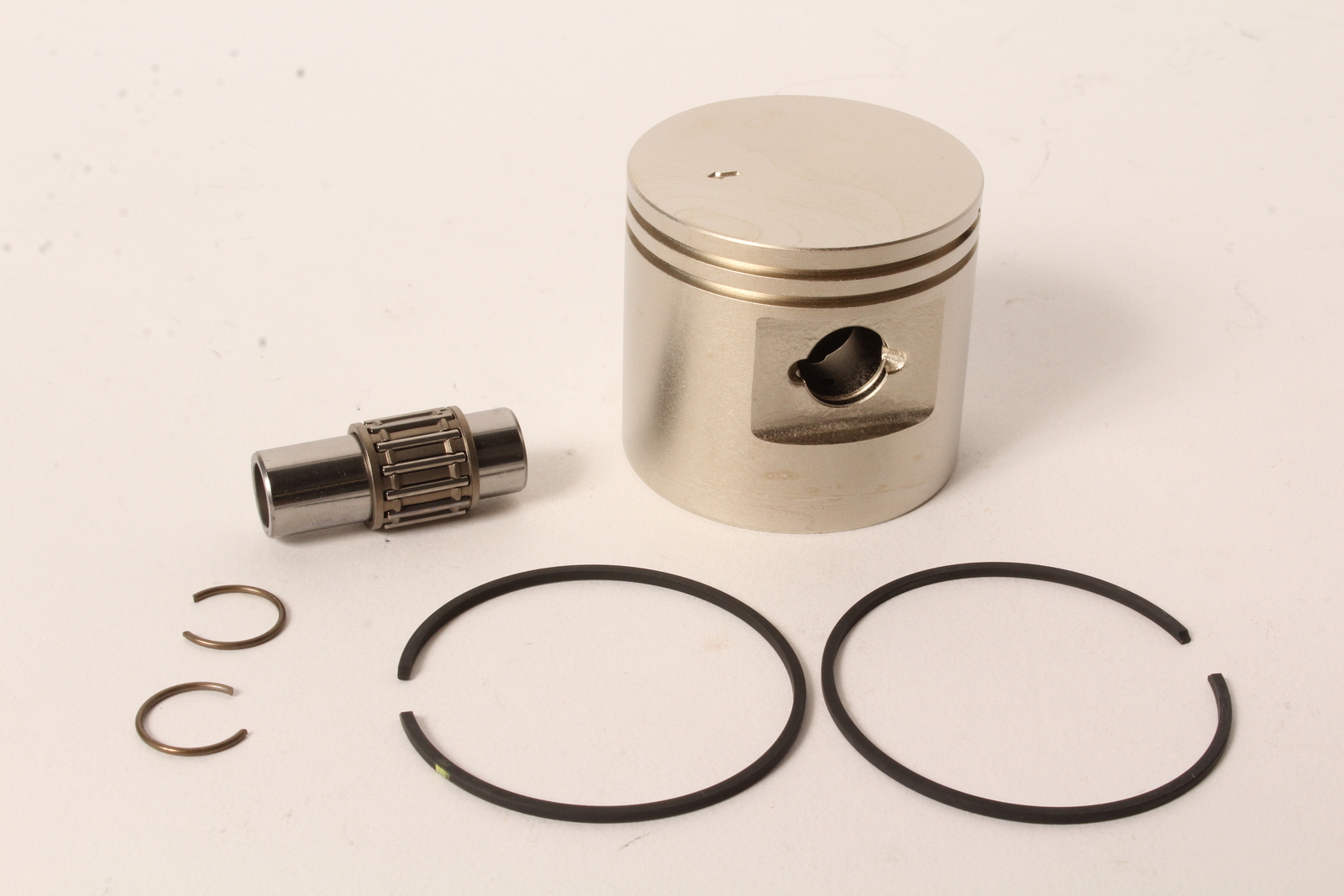 Genuine Shindaiwa P021029412 Piston Kit Eb802 Eb802rt OEM for sale 