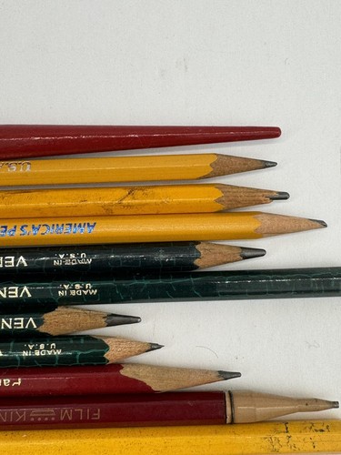 Lot of 18 vintage pencils New and used Koh-I-noor 130 N Crow Quill Venus USA - Picture 5 of 9