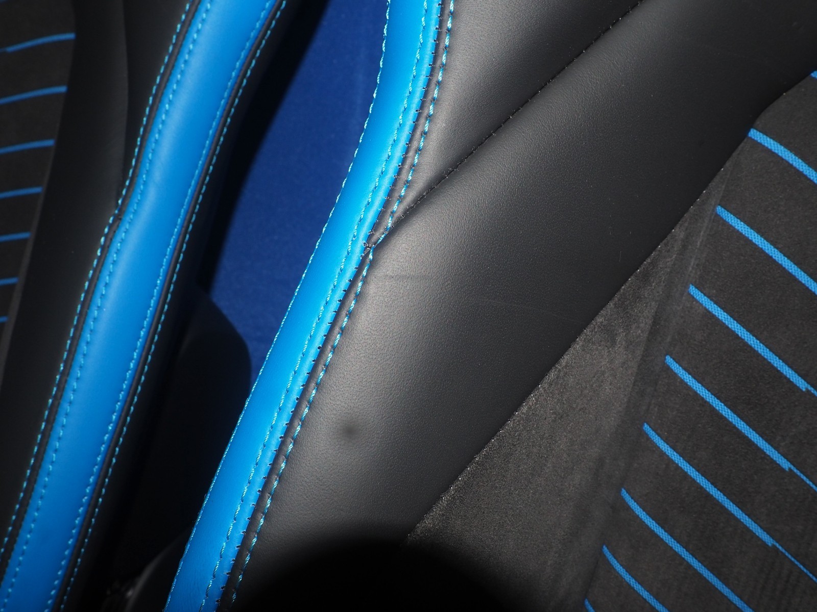 2022-2026 Maserati MC20 MCPura Front Seat Pair Alcantara Sky Blue OEM Notes