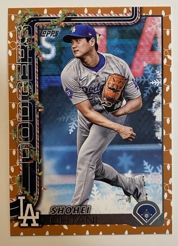 2025 Topps Holiday - Shohei Ohtani #H1 Gold Holiday Lights