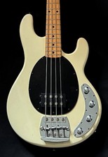 Bajo eléctrico Music Man StingRay EX 4 cuerdas c.1996 MIJ usado