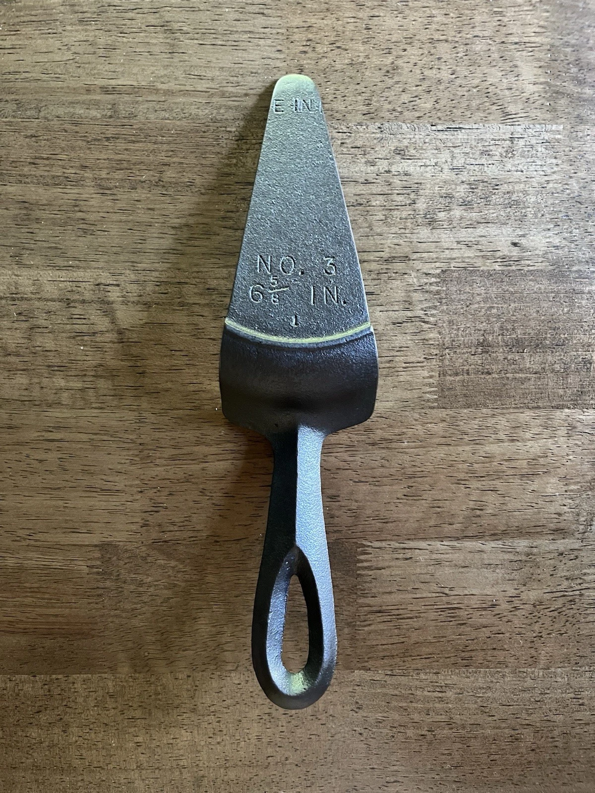 Cast Iron Skillet Pie Server Bsr