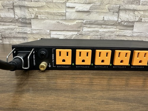 WattBox WB-800CH1U-IPVM-8 1U IP 8 Outlet Power Conditioner - Used Orvc Removed - Bild 5 von 17