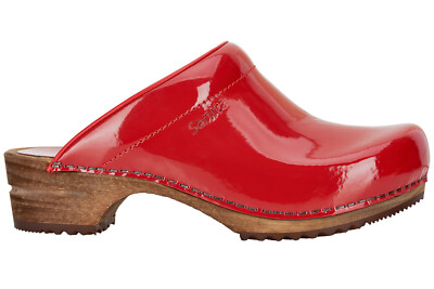 Sanita 'Retro Patent' Danish Clogs in Red (457012)