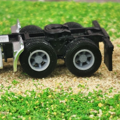 1:87 HO 3D Printed Semi Truck 6 Spoke Dayton Style Wheels and Tires Full Set - Picture 7 of 7