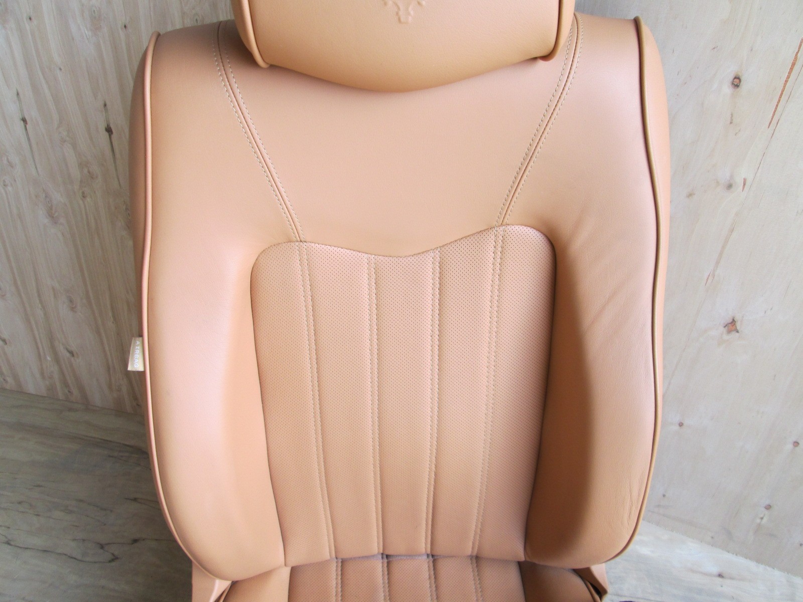 Maserati  Quattroporte -  RH / Passenger  Seat  w/ Rails / Guides - Nice