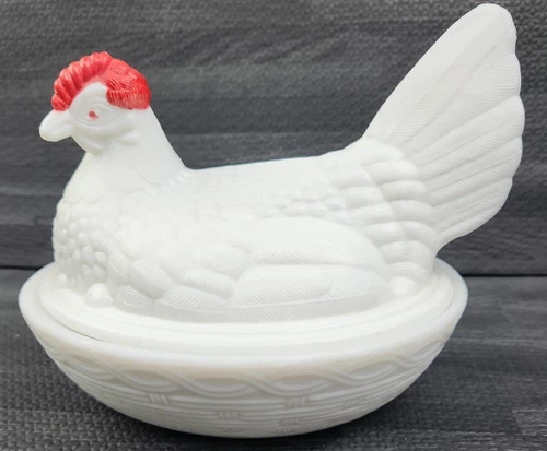 Vintage Milk Glass With Red Head Hen On Nest Dish 8" x 6" in Minty Shape!
