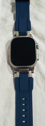 Apple Watch Ultra 2 – Great Used Condition - Photo 2 sur 8