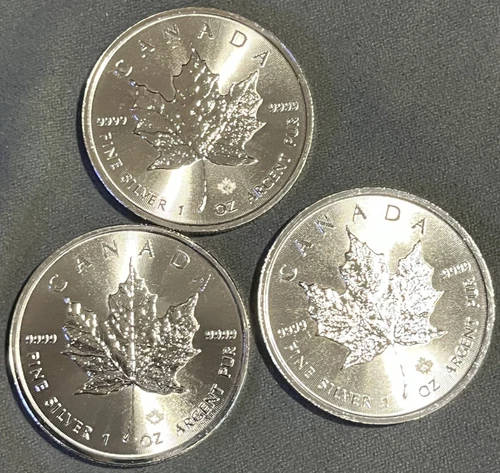 Lot of 3) * 2018 & 2019 * 1 OZ SILVER CANADIAN MAPLE LEAF *  3 OUNCES * .9999