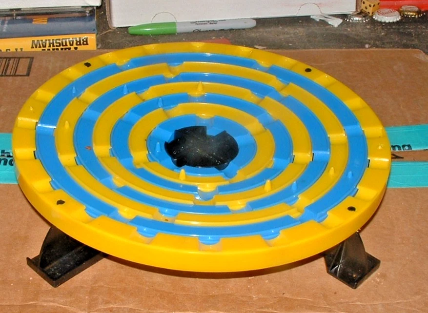 VINTAGE Stadium Checkers COMPLETE Schaper 1952 Family Game Children's - Image 3 of 4