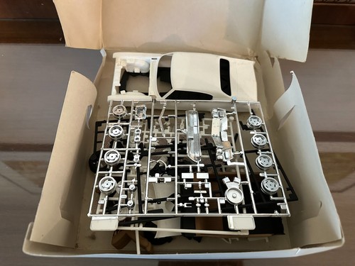 70 BUICK GSX 2'n1 Revell Vintage 1998 Kit #85-2583 in scala 1/24 *LEGGI* - Foto 2 di 3