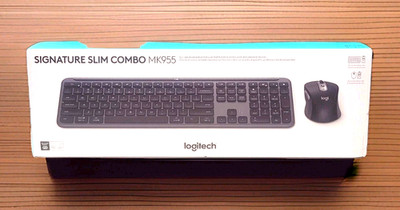 Logitech Signature Slim Combo MK955 Full Size Keyboard and Mouse -920-012425 NEW