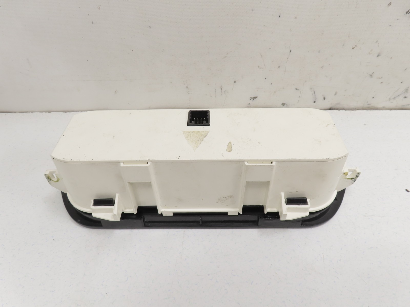 06 Lamborghini Gallardo #1310 Cluster Gauge Oil Battery Temp Carbon Fiber Trim 4