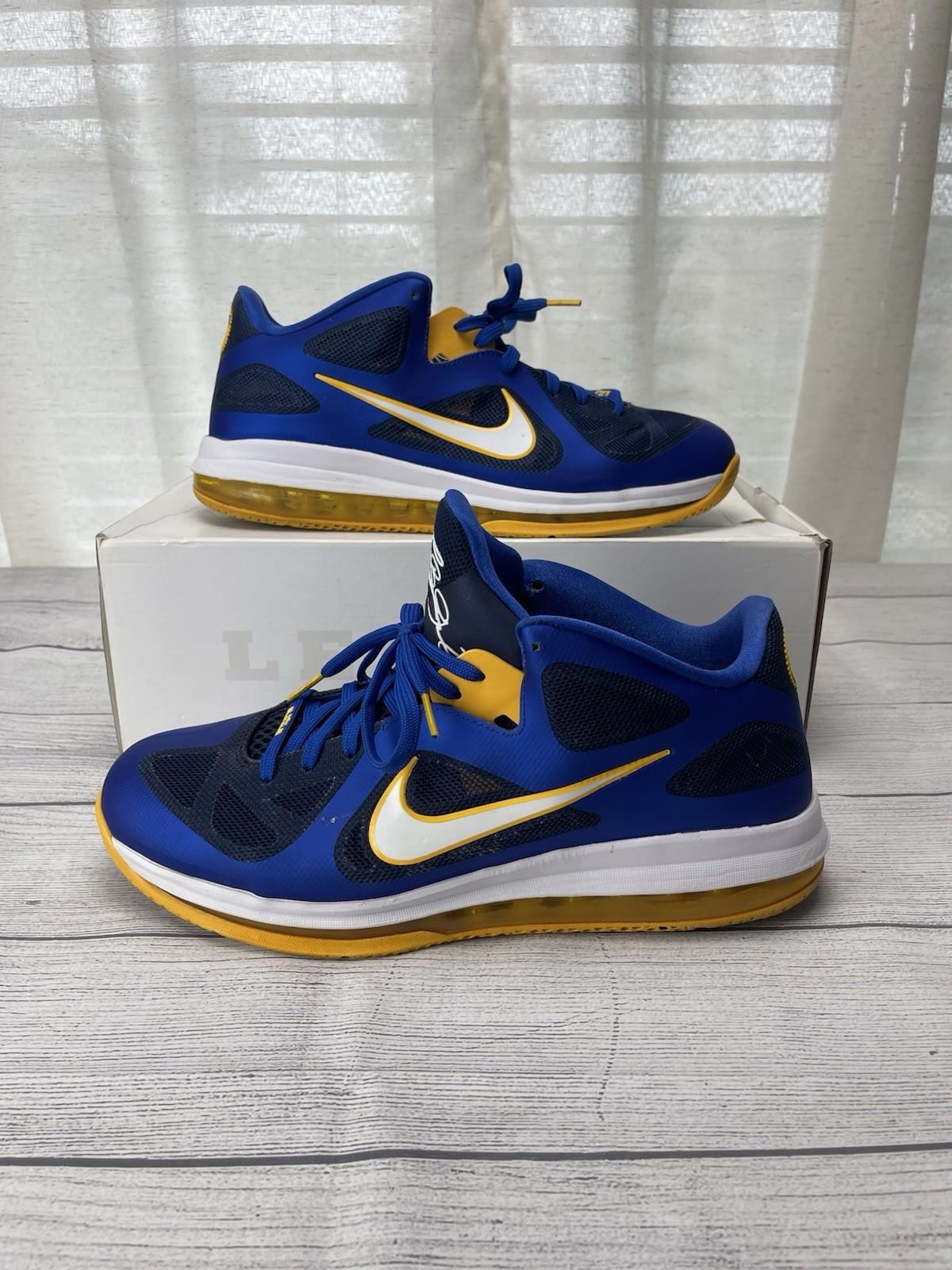 Nike LeBron James IX Low Entourage Shoes Men Size 13