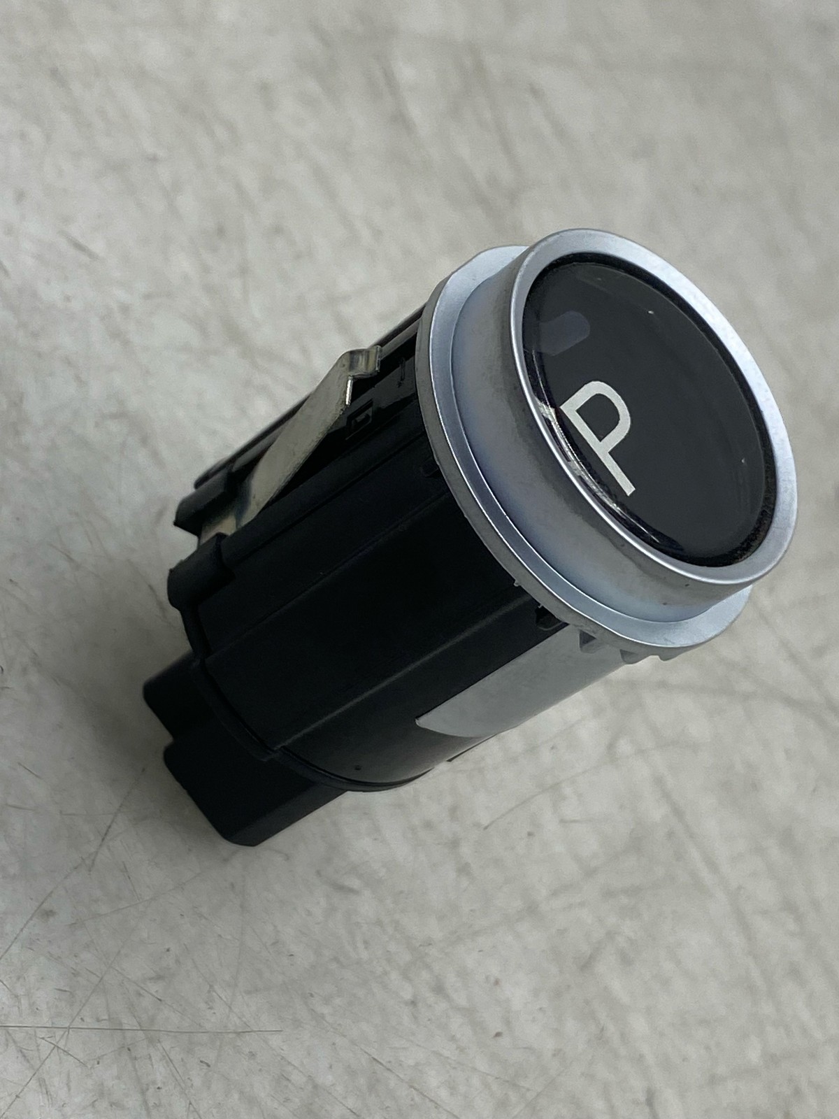 2020-2025 ASTON MARTIN DBX CENTER DASH TRANS PARK SWITCH BUTTON MY83-7L021-AA