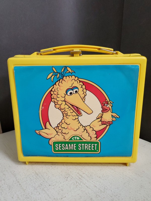Vintage 1985 Muppets Sesame Street Big Bird Plastic Lunchbox No Cup On Thermos