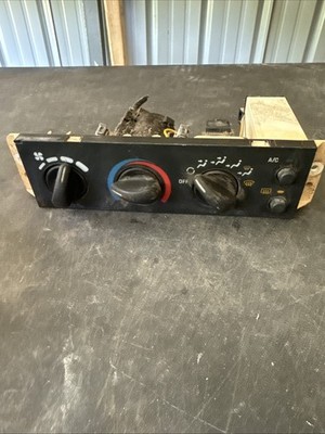 2000-2002 CHEVROLET CAVALIER HVAC AC CLIMATE TEMPERATURE CONTROL 09350641 OEM