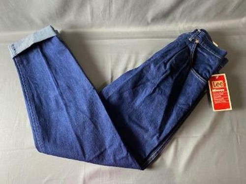 Relaxed Tapered Ankle Jeans Size 
