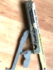 Scharniere.Türscharniere  für  Backofen / Herd Funktionica.