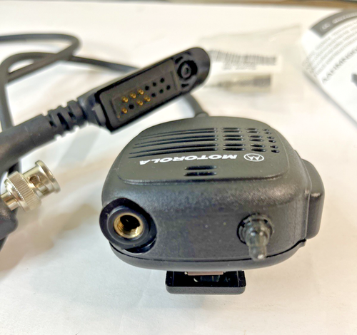 NUEVO Altavoz/Micrófono de Seguridad Pública Motorola MODELO:AAHMN9057B - Imagen 6 de 10