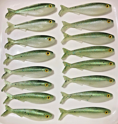 Swimbaits: 4.3'' Slay Bait-Pearl Wh. Belly, Emerald Gr. w/3 color flecks. 20 pack