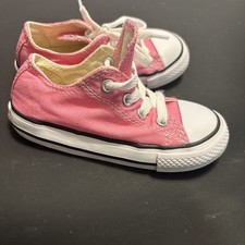 Converse Chuck Taylor All Star Pink Low Top Canvas Infant Size 7 Shoes Kids
